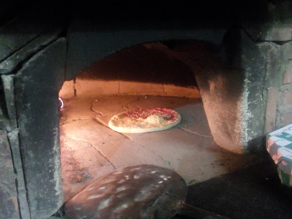 Foto 4 PIZZARIA FORNO A LENHA