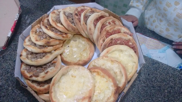 Foto 3 Pizzaria e Esfiharia Maná