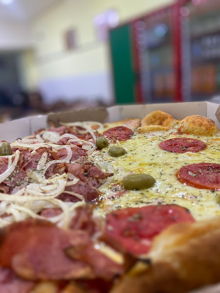 Pizzaria E Esfiharia Caravelas