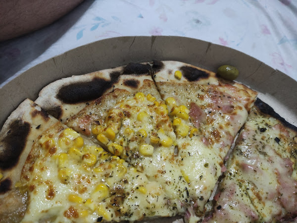 Foto 2 Pizzaria Famosa