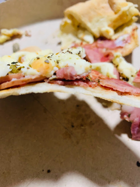 Foto 3 Pizzaria Famosa