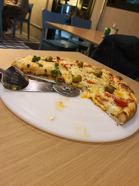 Foto 4 Lelo''s Pizzaria Loja 2