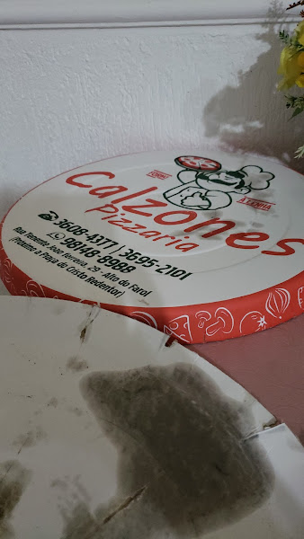 Foto 2 Calzones I Pizzaria