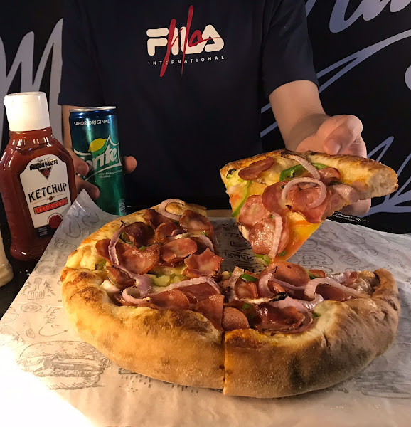 Foto 3 Benedita Hora Pizzaria