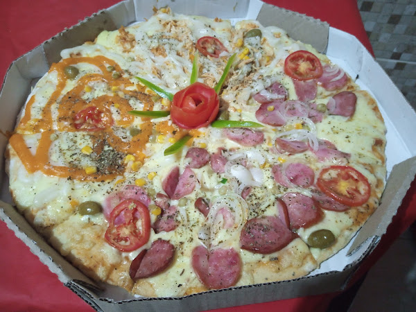 Foto 5 Pizzaria e Hamburgueria toop