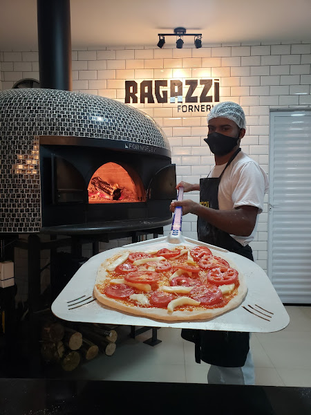 Foto 2 Ragazzi Forneria