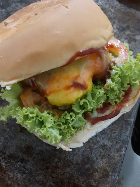 Pizzaria e hamburgueria do bairro