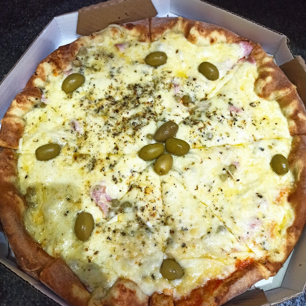 Foto 1 Lux pizzaria e esfiharia