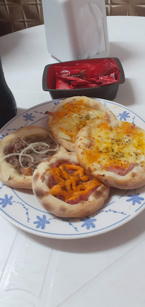 Foto 2 Pizzaria E Esfiharia Bom Gosto