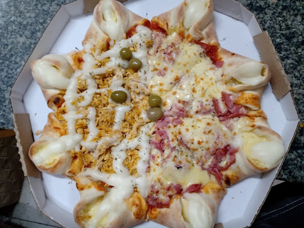 Foto 4 Pizzaria E Esfiharia Bom Gosto