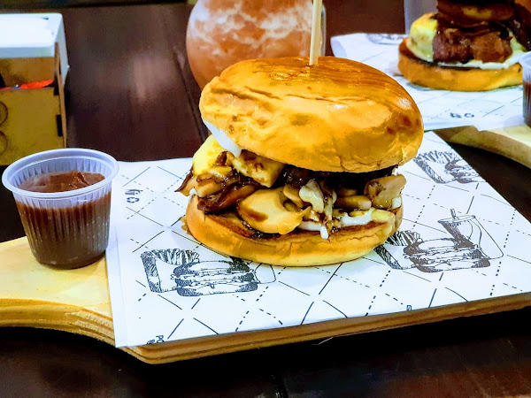 Foto 2 Santa Gula Pizzaria e Hamburgueria Gourmet