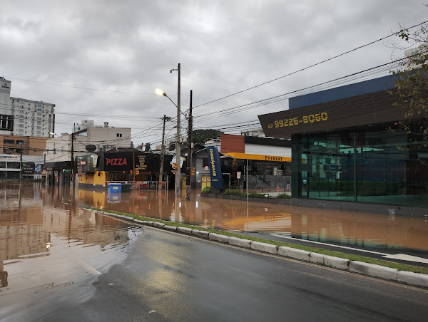 Pizzaria em Blumenau - Disk Pizza - Tele entrega - Forno a Lenha - A Melhor! Pizzaria em Blumenau - Disk Pizza - Tele entrega - Forno a Lenha - A Melhor!