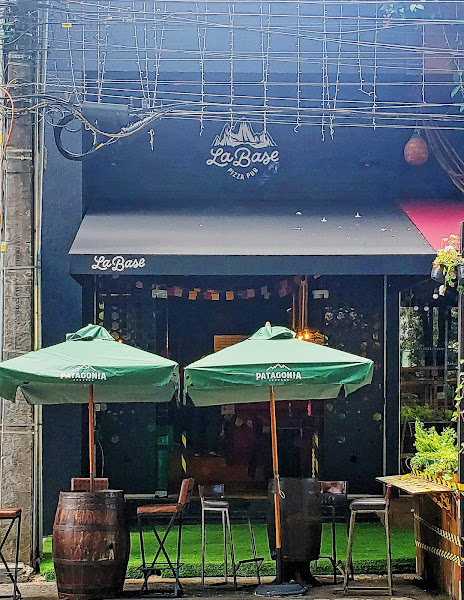 La Base Pizza Pub