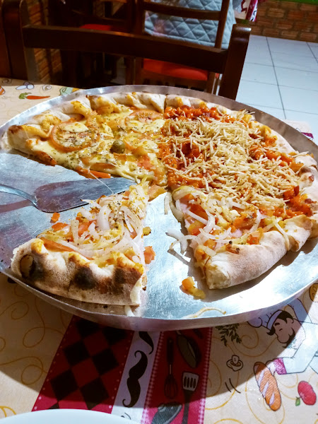 Foto 1 La Cantina Pizzaria