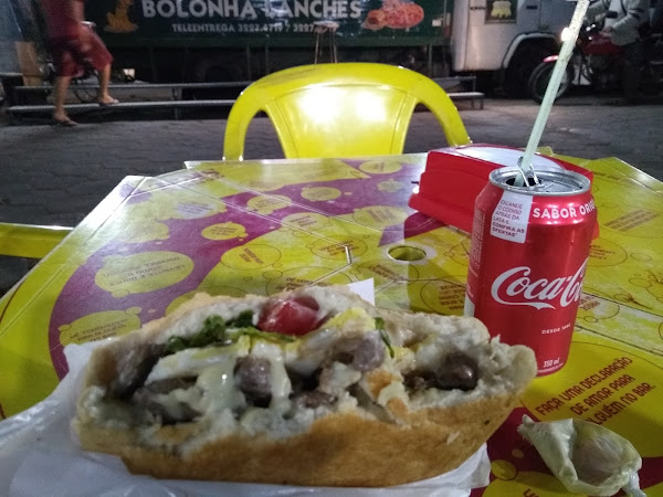 Bolonha Lanches e Pizzas