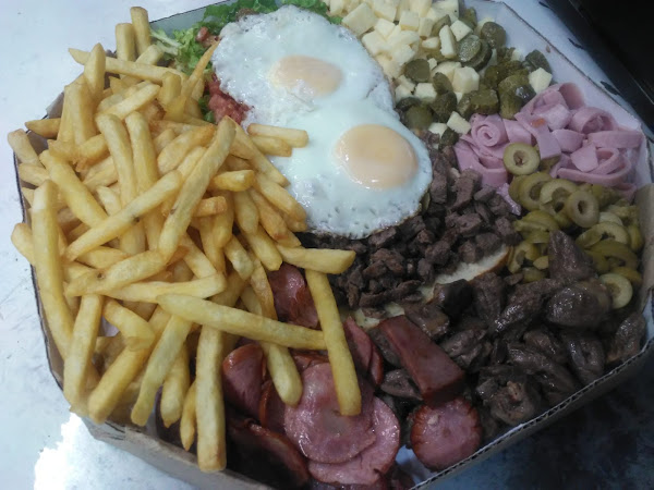 Foto 1 Bolonha Lanches e Pizzas