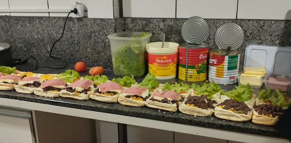 Gerinho Lancheria e Pizzaria