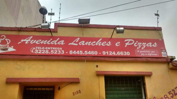 Avenida Lanches e Pizzas