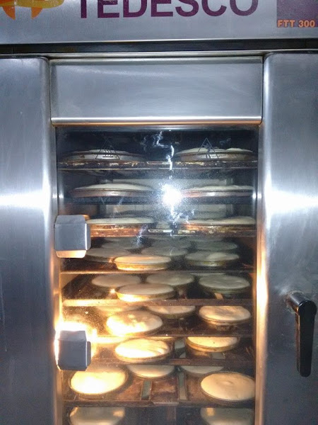 Fábrica Montreal - massas de pizza e pães para lanche