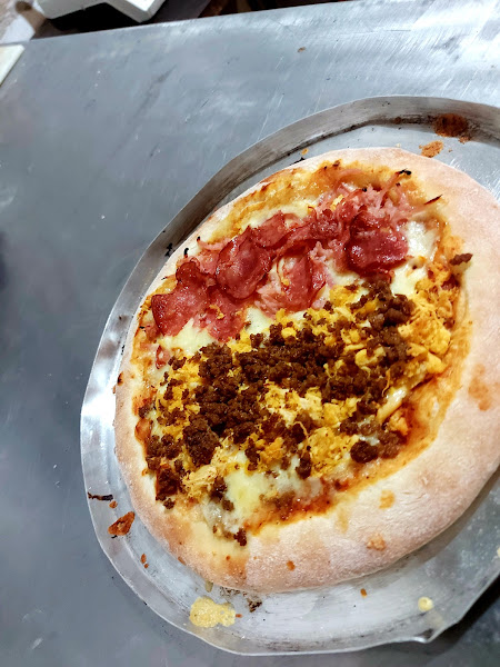 Foto 2 Delicias Paulista. Pizzas e Sanduiches