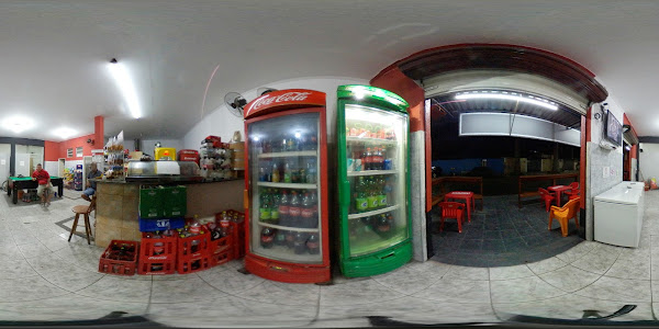 Wolverine Pizzaria Hamburgueria e Adega