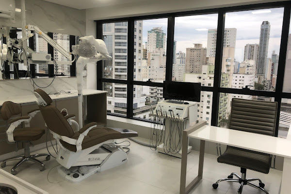 Foto 1 Dra Milena Perraro Martins