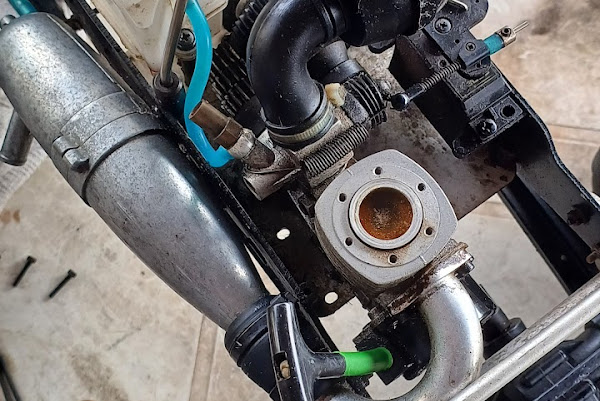 Foto 1 MANUTENÇÃO AUTOMODELO CARRINHO DE CONTROLE REMOTO TAMBÉM FAZEMOS MANUTENÇÃO CARRO ELÉTRICO INFANTIL