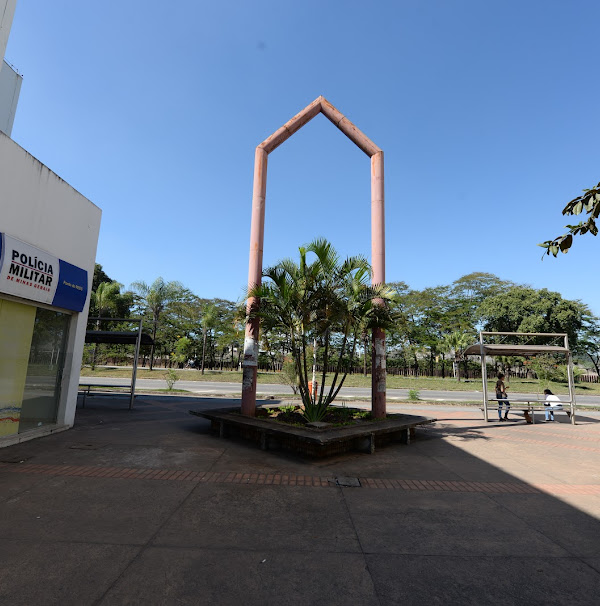 Praça dos Viajantes