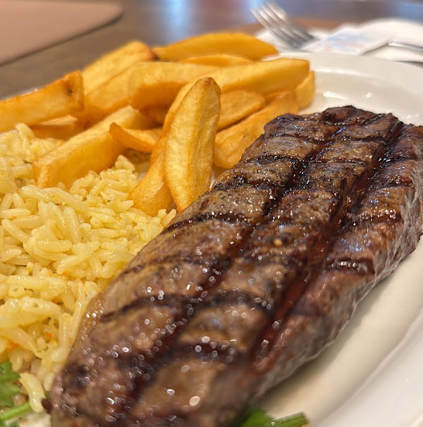 Foto 1 Maple Steakhouse