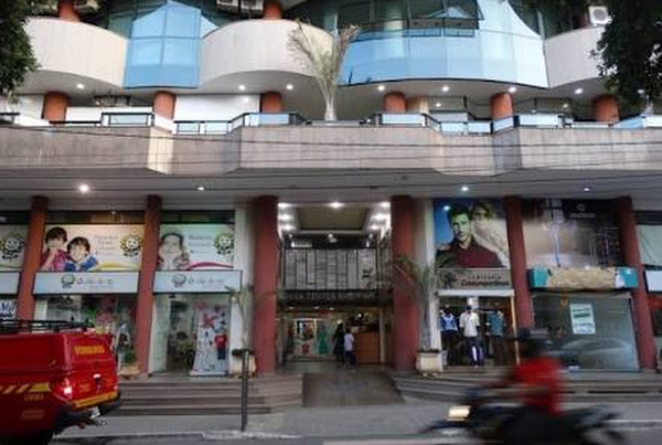 Loja Camisaria Contemporânea