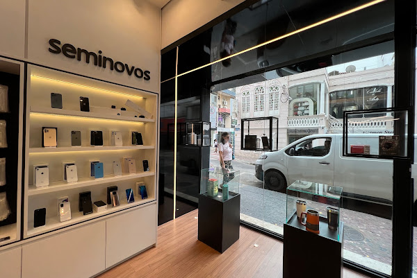 Foto 1 UaiPhone Foto 1 UaiPhone