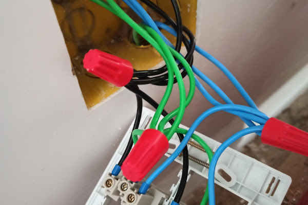 Foto 1 Tadeu eletricista