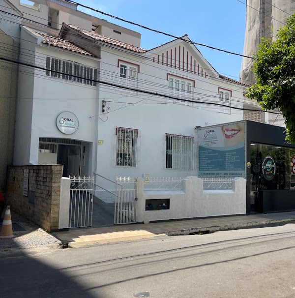 Foto 1 Dra. Ana Cláudia Vaz - Saúde Mental