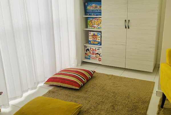 Luana Floriano, Psicóloga