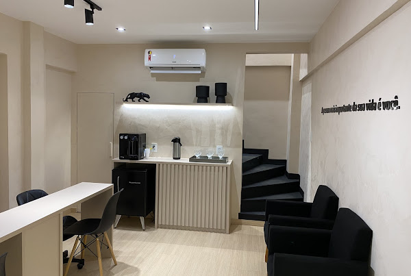 Manicure Mirela Santos - Instituto de Unhas