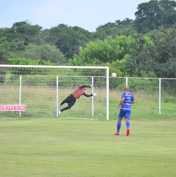 Foto 1 CAMPO DE FUTEBOL DO OLARIA