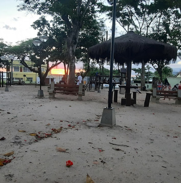 Foto 3 Parquinho do Centro de São Pedro da Aldeia