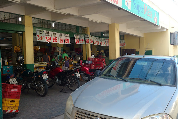 Supermercado Pioneiro Loja Três