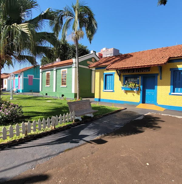Museu Municipal Histórico e Pedagógico de Ourinhos Museu Municipal Histórico e Pedagógico de Ourinhos