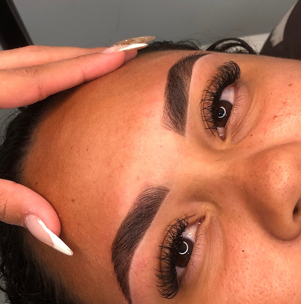 Foto 2 Zaira leão Cílios e sobrancelhas Foto 2 Zaira leão Cílios e sobrancelhas