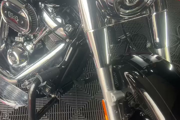 Foto 1 Motor Wash Detailing - Estética Automotiva Especializada em Motos