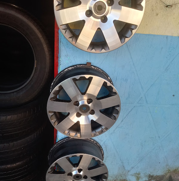 Foto 2 BORRACHARIA JC