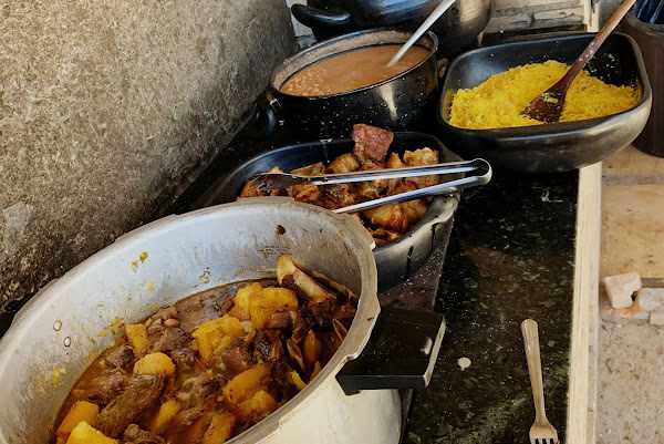 Foto 2 Lenha comida caipira Foto 2 Lenha comida caipira