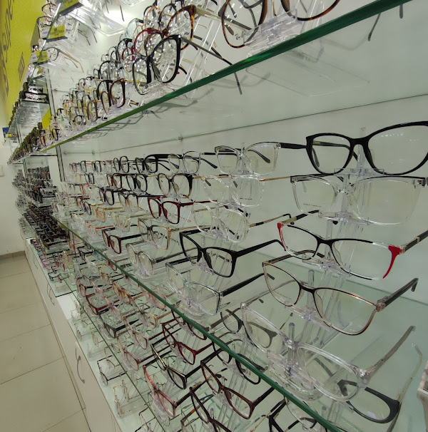 Foto 2 SuperÓtica Brasil - Gama