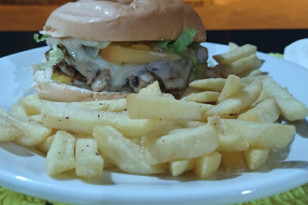 Foto 2 Lá burguer Garagem Goumet