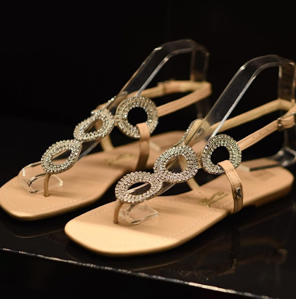 Foto 3 Madame Lollie