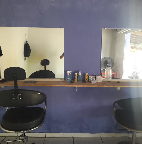 Foto 1 BARBEARIA DOIS IRMÃOS