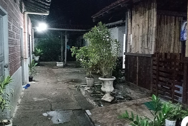 Foto 1 Comunidade Diante da Cruz