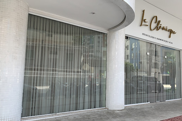 Le Clinique Odontologia | Dentistas em Balneário Camboriú