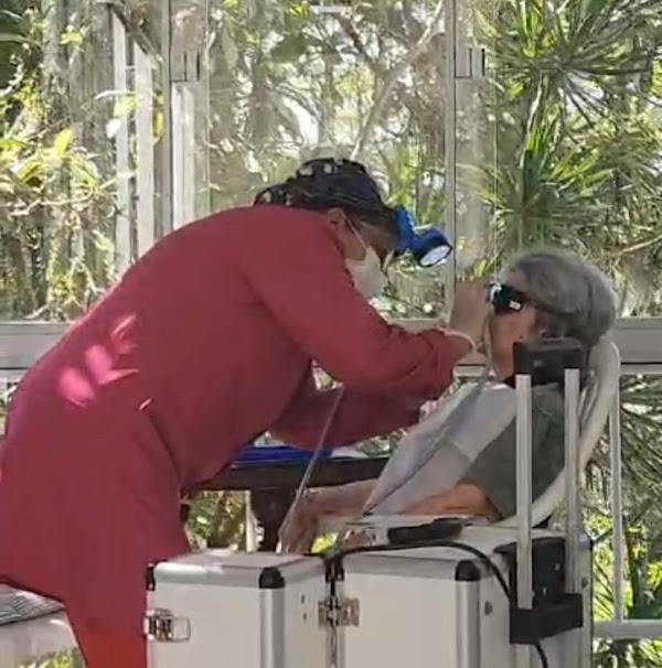 Foto 1 Dentista Domiciliar em Balneário Camboriú | Dra. Luciana Klovrza Rosas | Atendimento Domiciliar, Oncológico e Geriátrico